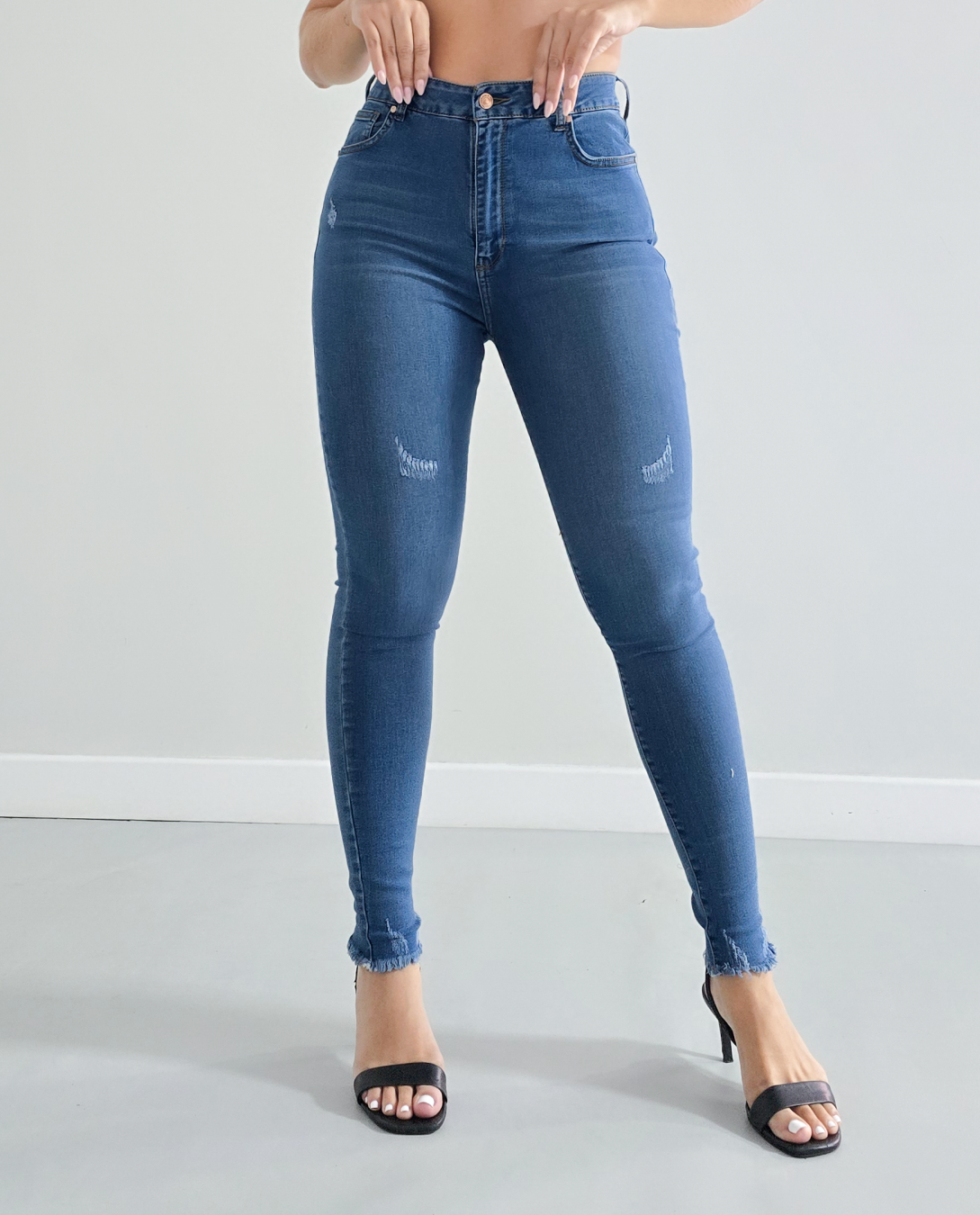 Skinny 130408